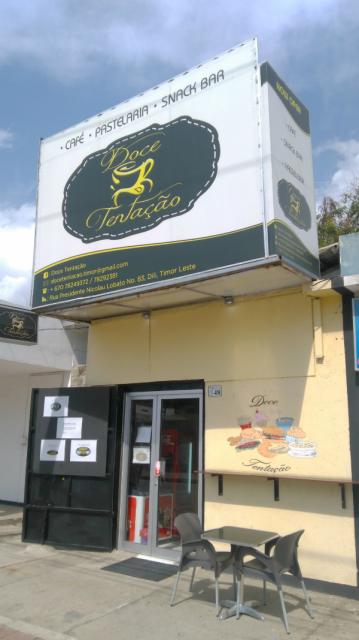 São vários os cafés e restaurantes tradicionais com origens portuguesas espalhados por Díli. 