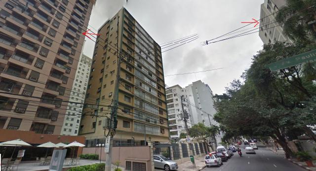 Do lado esquerdo o Hotel London onde me hospedei ao chegar a São Paulo. Do lado direito onde vivo atualmente.